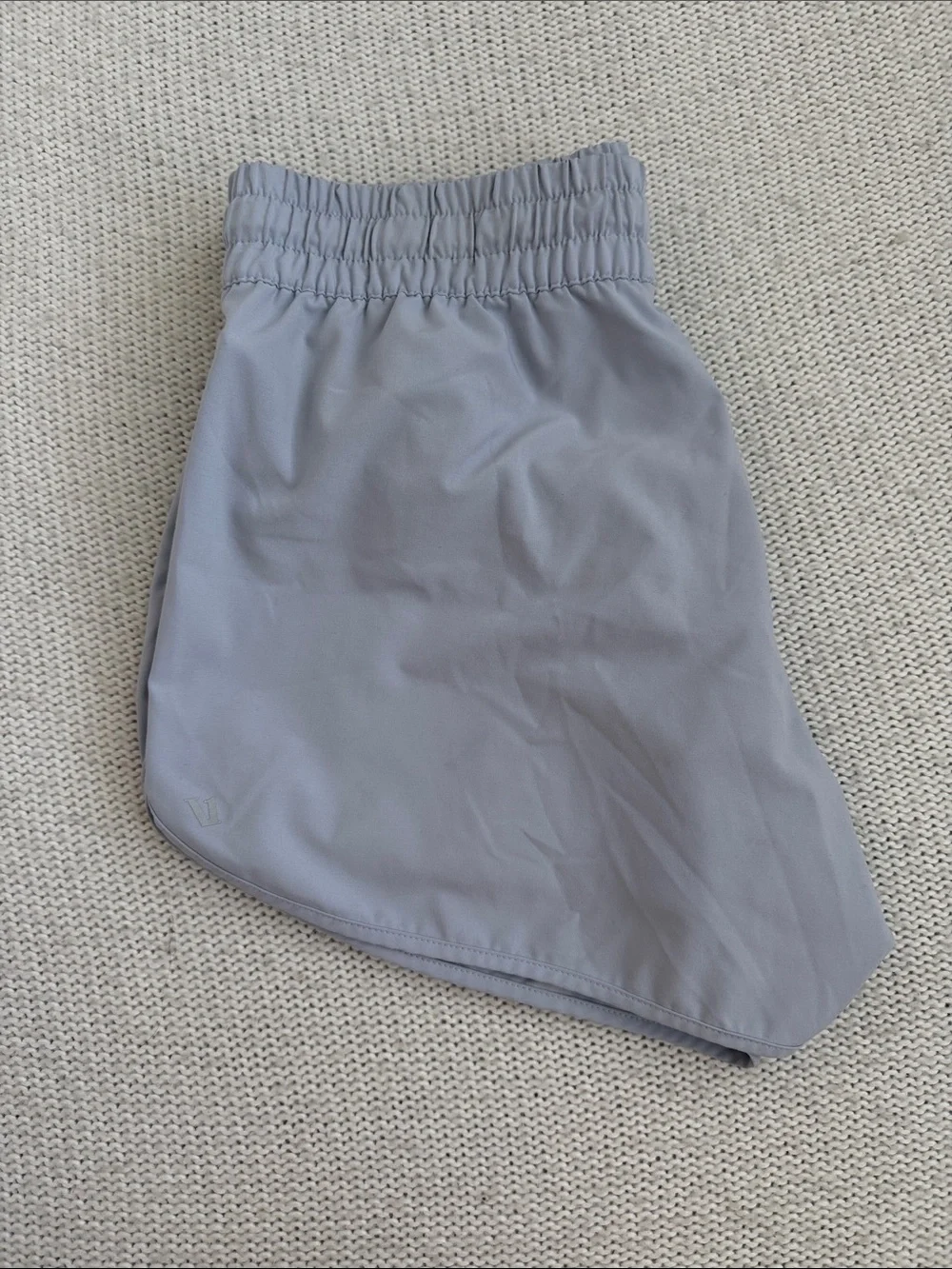 Vuori Clementine Short Gray Size Small